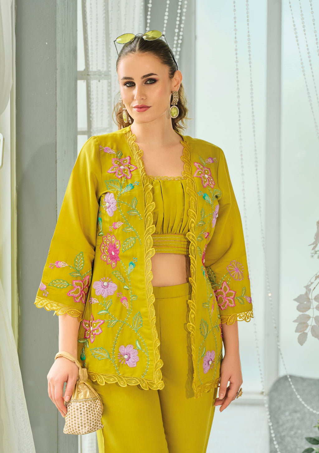 Aditri amber full work fusion wear co-ord set