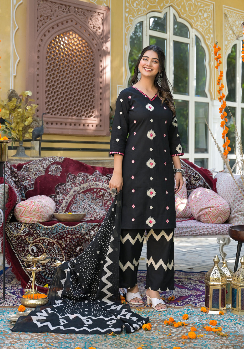 ARANYA ONYX IKAT PRINT COTTON SUIT SET